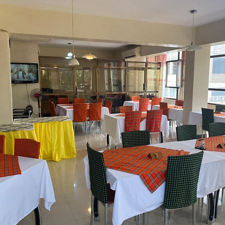 Panama Inn Μόσι Εξωτερικό φωτογραφία